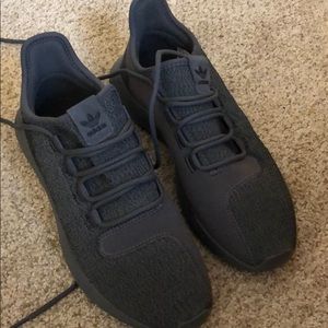 Adidas women’s tubular shadow sneaker - size 8.5
